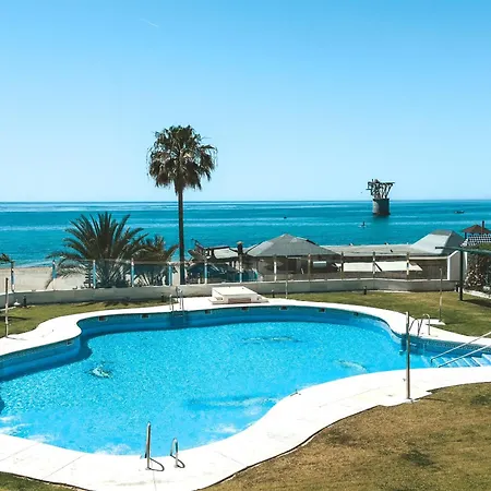 Beachfront - Exclusivo En Primera Linea De Playa Apartamento