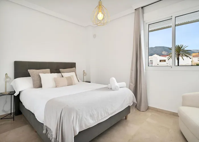 Beachfront - Exclusivo En Primera Linea De Playa * Marbella